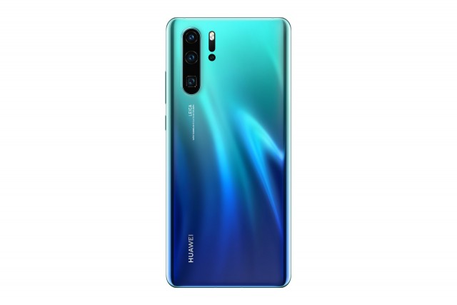 P30Pro_Rear_COSMOTE_ΓΕΡΜΑΝΟΣ