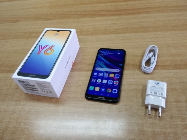 Huawei Y6 2019-01