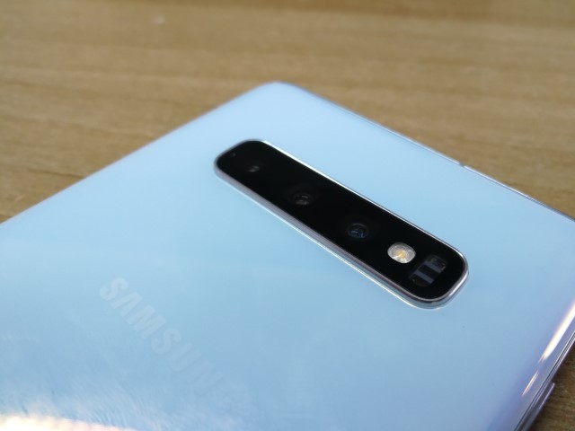 galaxy s10+ (3)