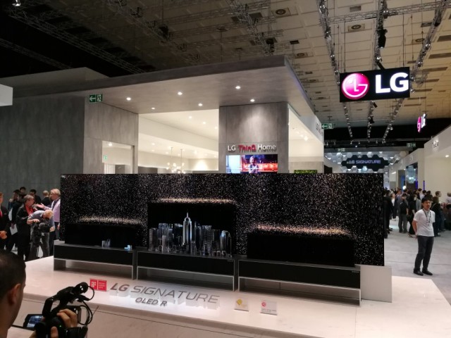 LG Booth (13)