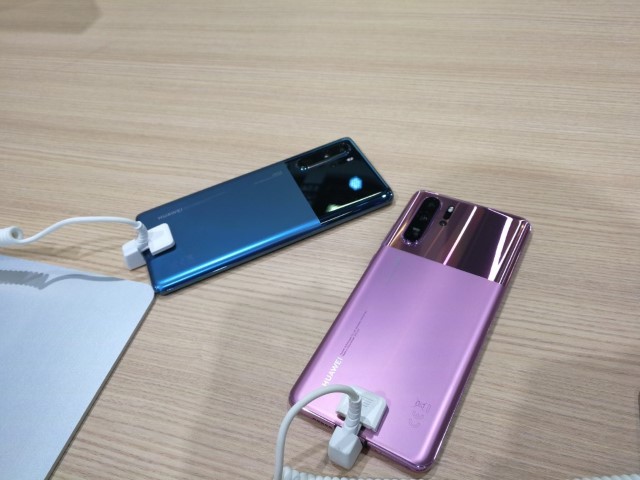 P30 Pro New Colors 01