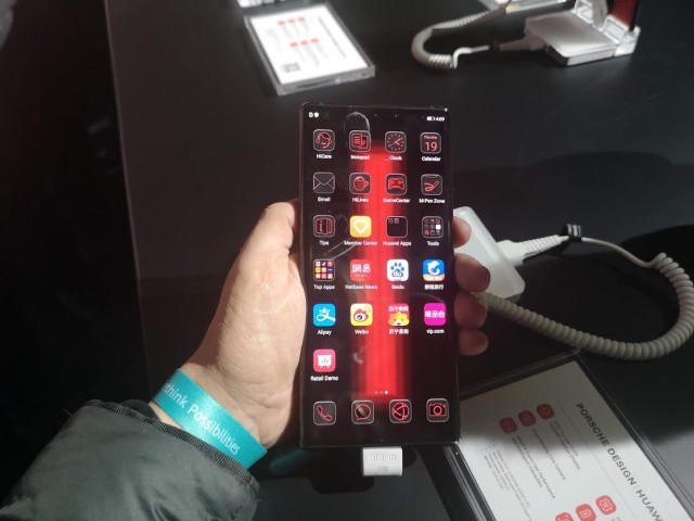 Porsche Design Huawei Mate 30 RS - 04