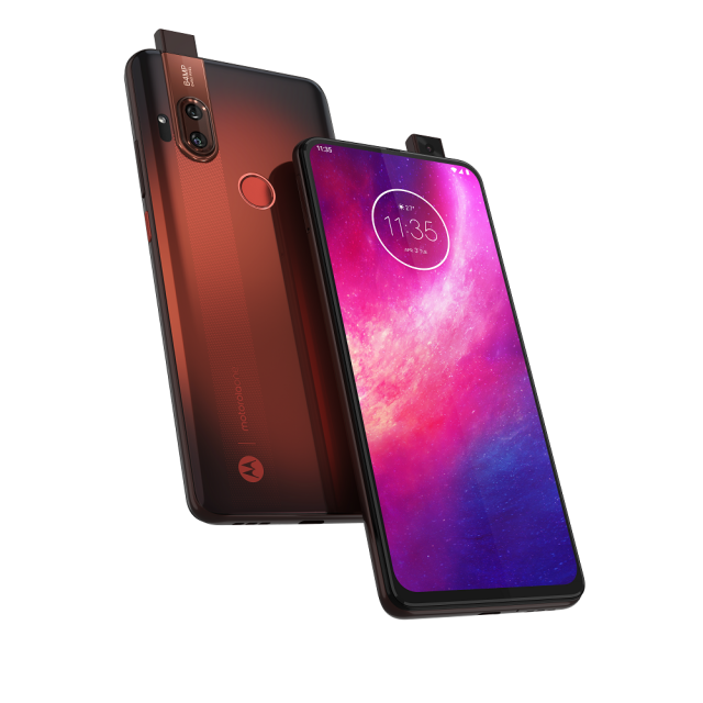 motorola one hyper_Dark Amber_PDP HERO_POP-UP (1)