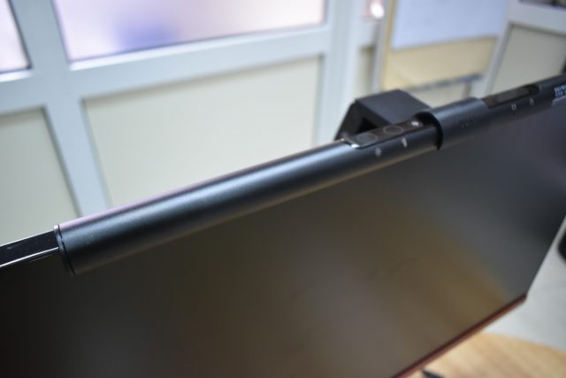 BenQ-ScreenBar-e-Lamp-24-640x427.jpg