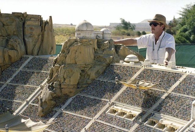 behind-the-scenes-of-hollywood-movies-54