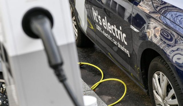 electric-car-640x371.jpg