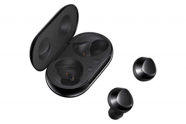 galaxybudsplus_black_case-1-640x427.jpg