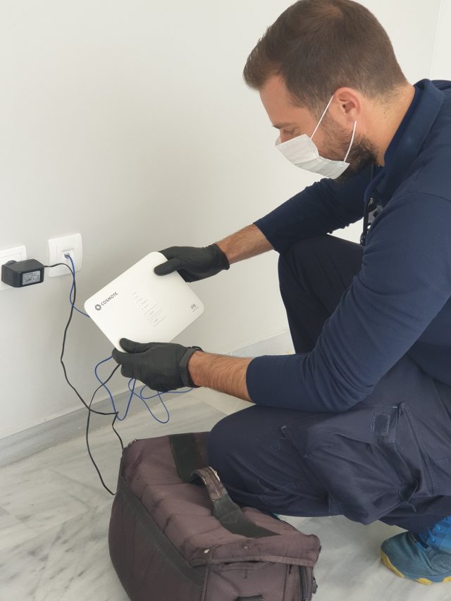 OTE-Group-technicians_2-640x853.jpg