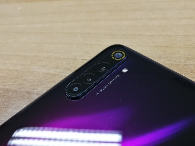 Realme-6-Pro6.jpg
