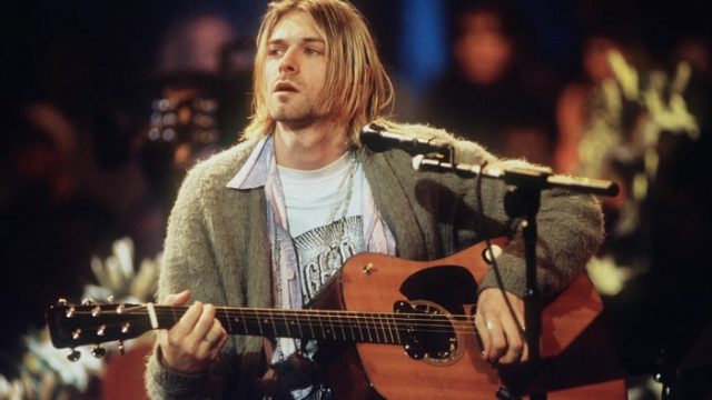 kurt cobain κιθάρα