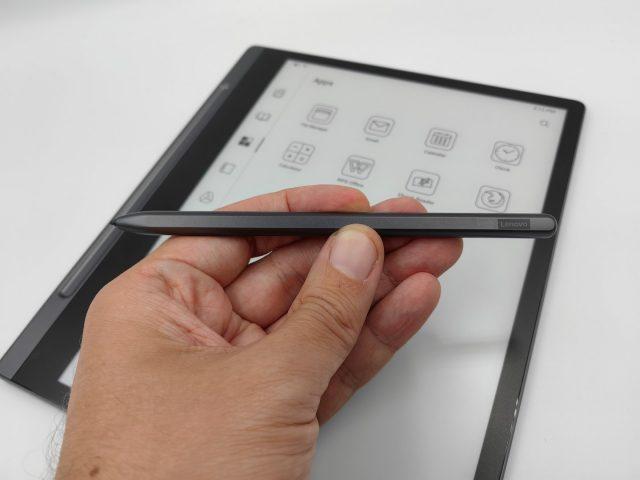 Lenovo ha introdotto il taccuino digitale Smart Paper in Ucraina