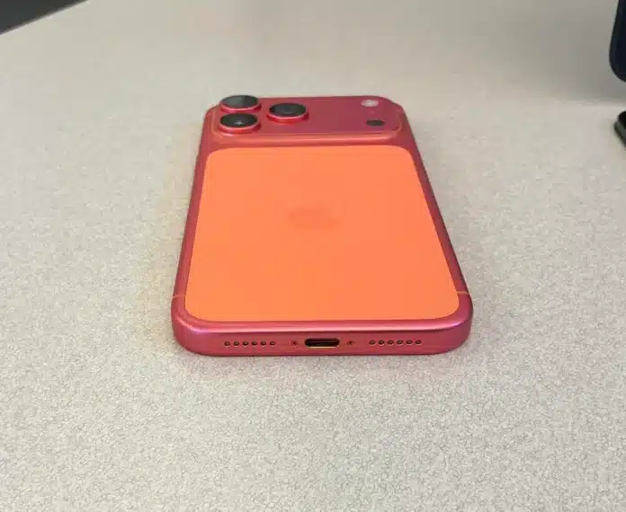 Iphone changes color